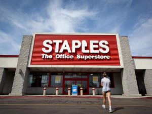 Staples Office SuperStore Retail-uithangbord